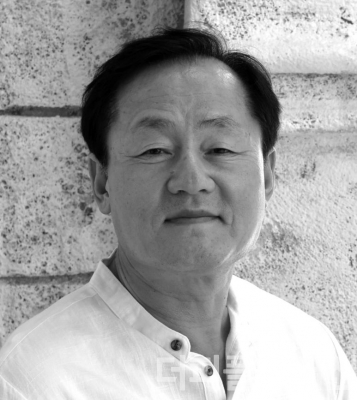 수필가 , 하종혁